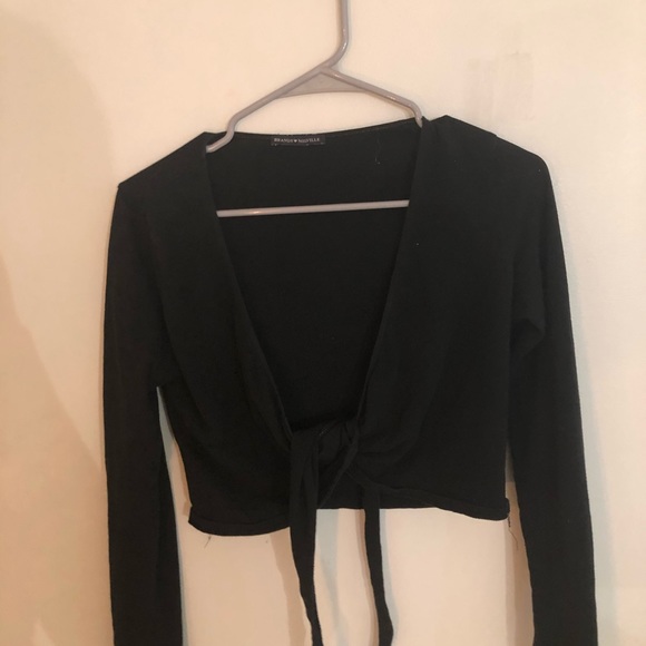 brandy melville wrap top - Picture 3 of 4